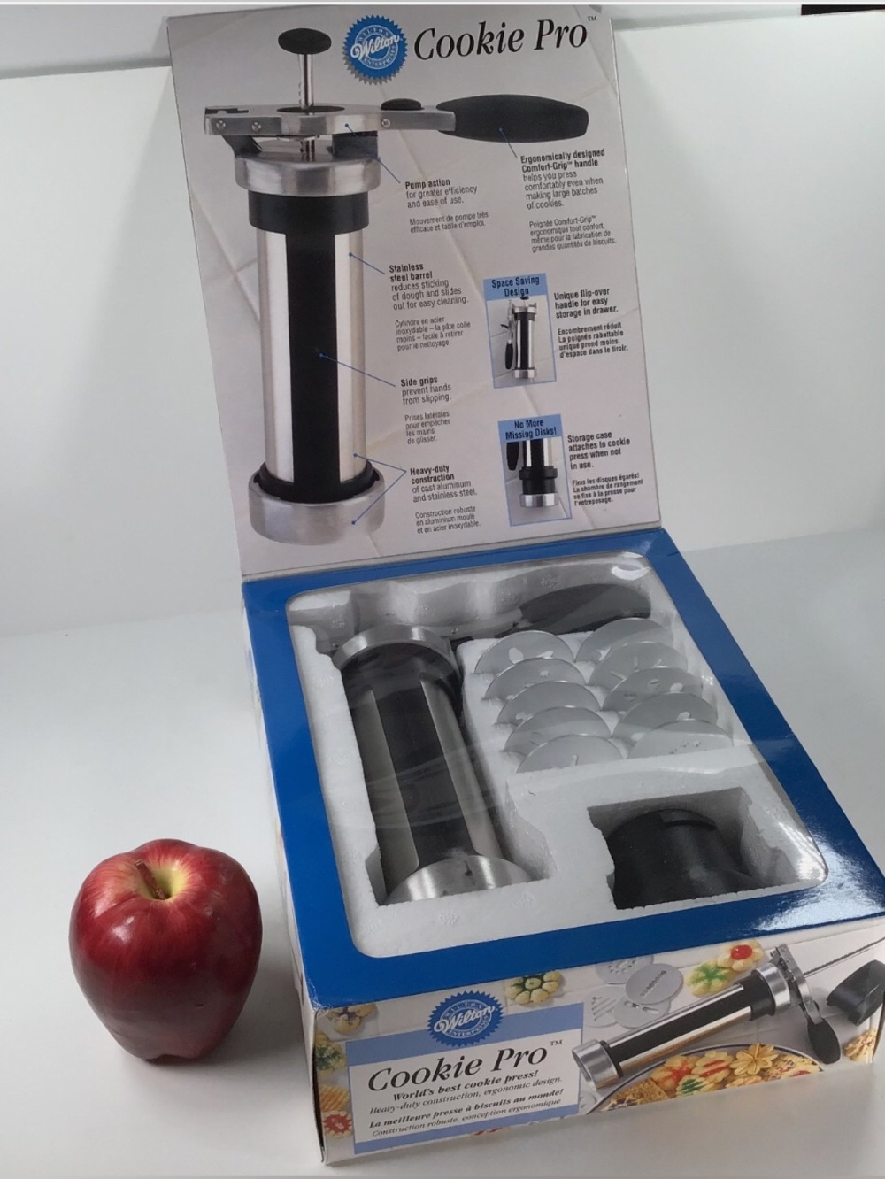 Wilton Cookie Pro Cookie Press - Black, Silver New in box